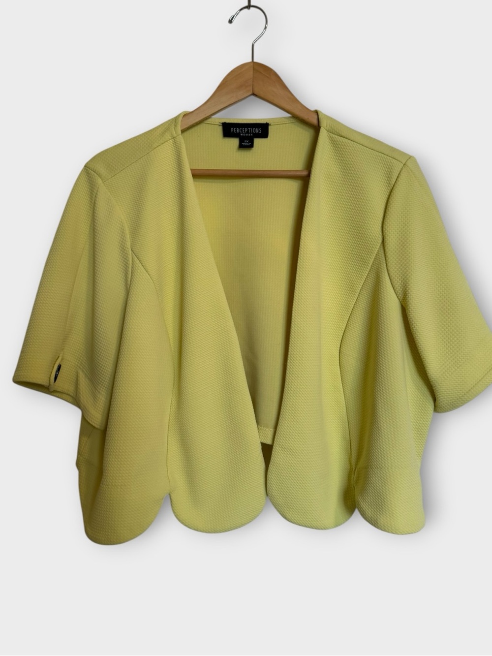 Perceptions Woman 2X Yellow Textured Open Front Cropped Cardigan